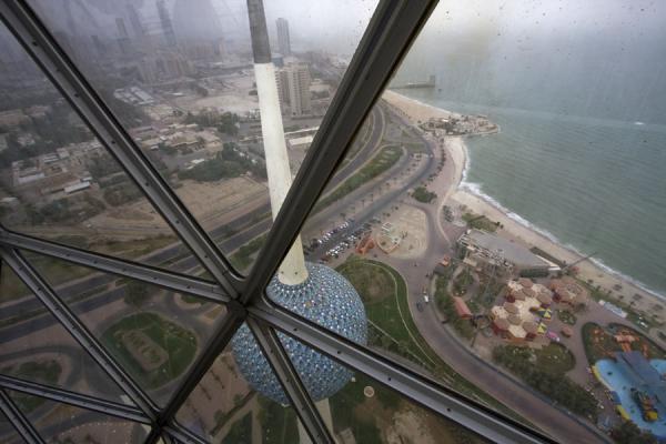 صور ابراج الكويت من الداخل