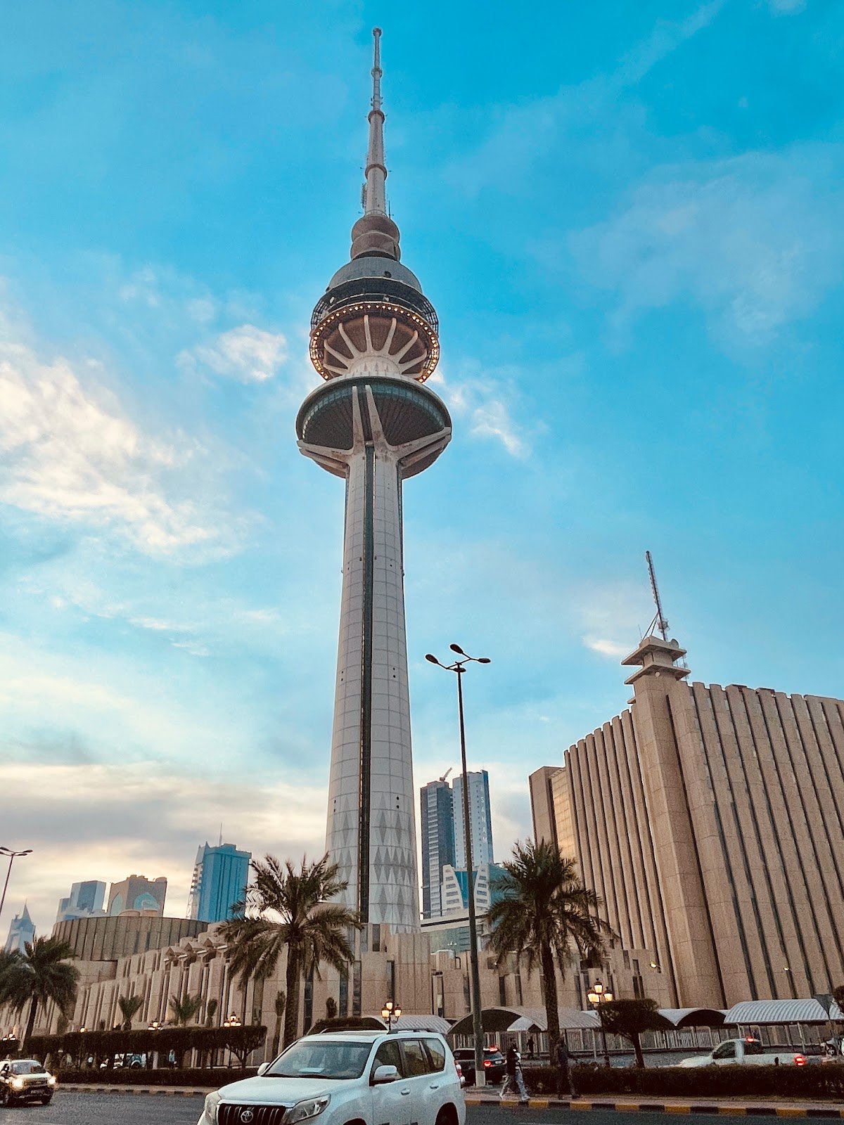 صور برج التحرير من الداخل والخارج