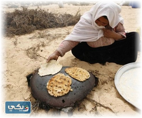 تناول الطعام البدوي في جزيرة فيلكا
