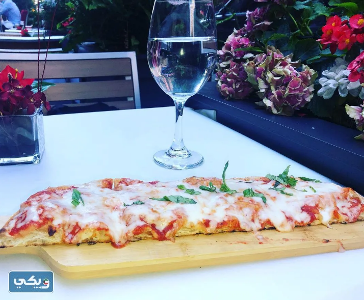 قائمة مطاعم برج الحمراء في الكويت