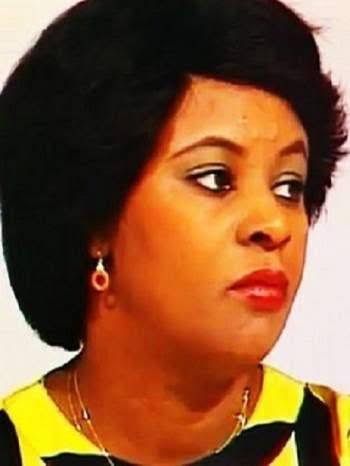 الفنانة زينب الضاحي