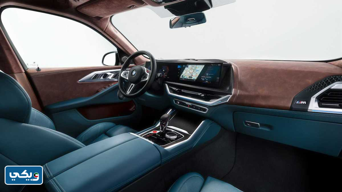 مواصفات سيارة BMW XM الداخلية