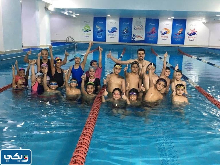 نادي سباحة للاطفال بالكويت