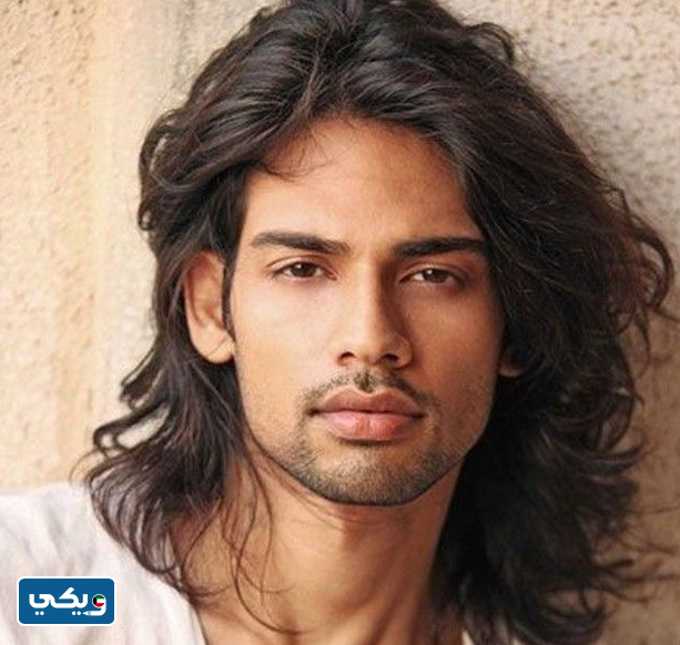 قصات شعر رجالي طويل مدرج