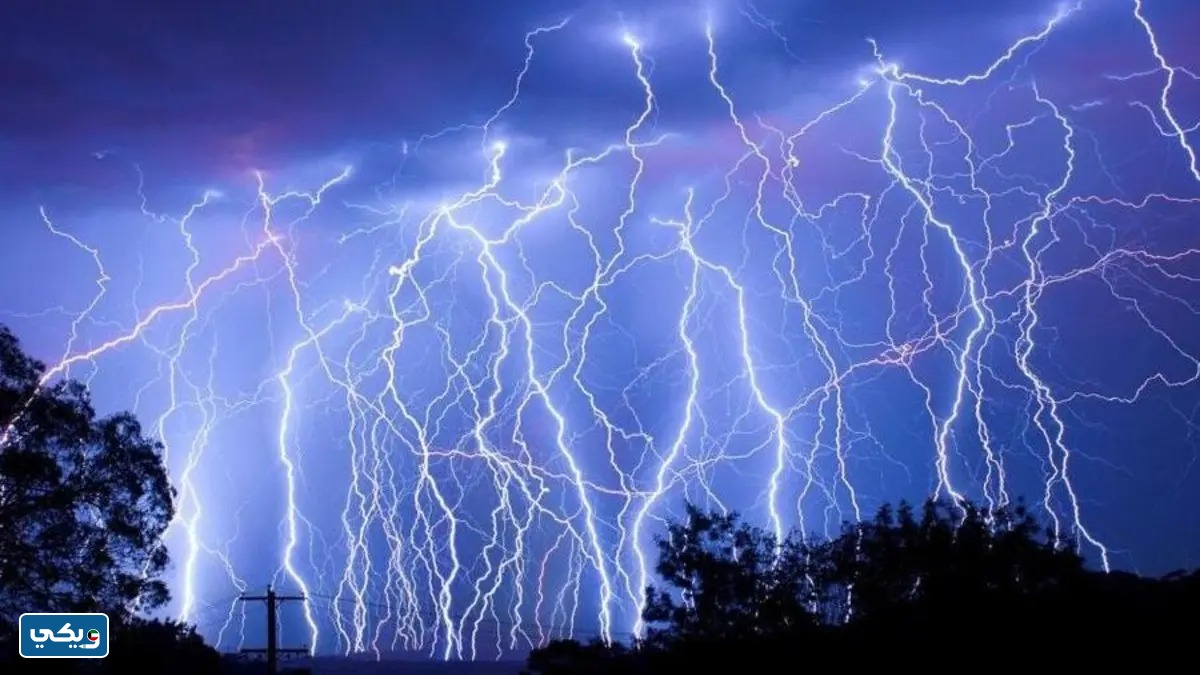 ما هي طرق الوقايه من خطر الصواعق