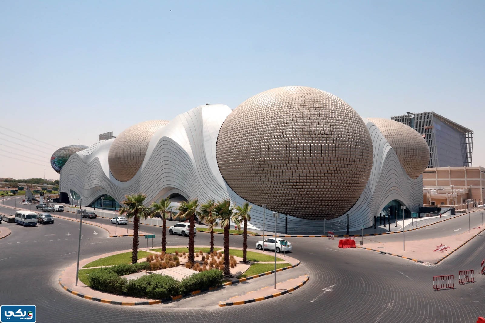 مجمع الأفنيوز