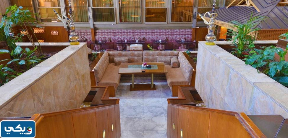 مطاعم كراون بلازا الفروانية