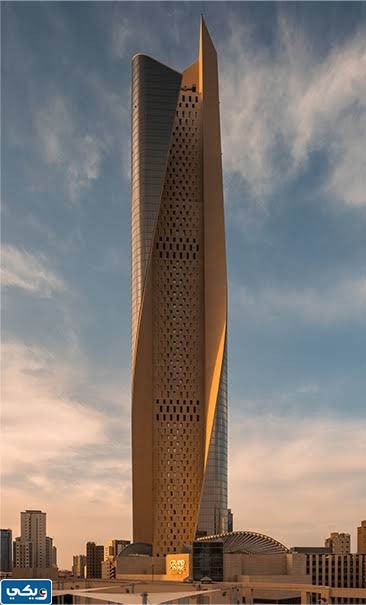 كم ارتفاع برج الحمراء