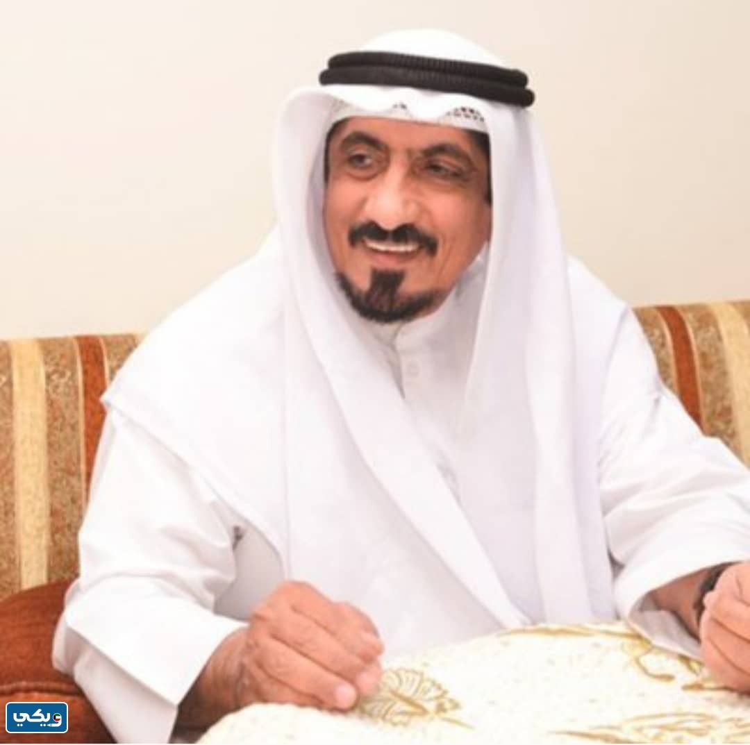 من هو احمد بودستور ويكيبيديا