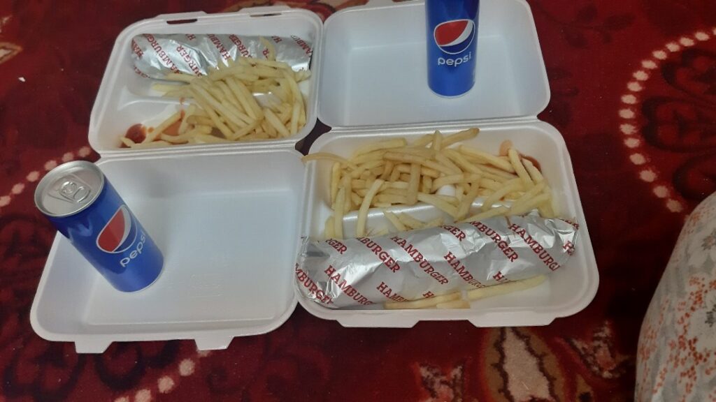 عنوان مطعم اطايب الخير الجهراء الصناعيه