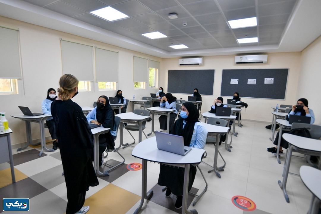 جدول امتحانات الفترة الدراسية الاولى للصف العاشر 2023 / 2024 في الكويت pdf