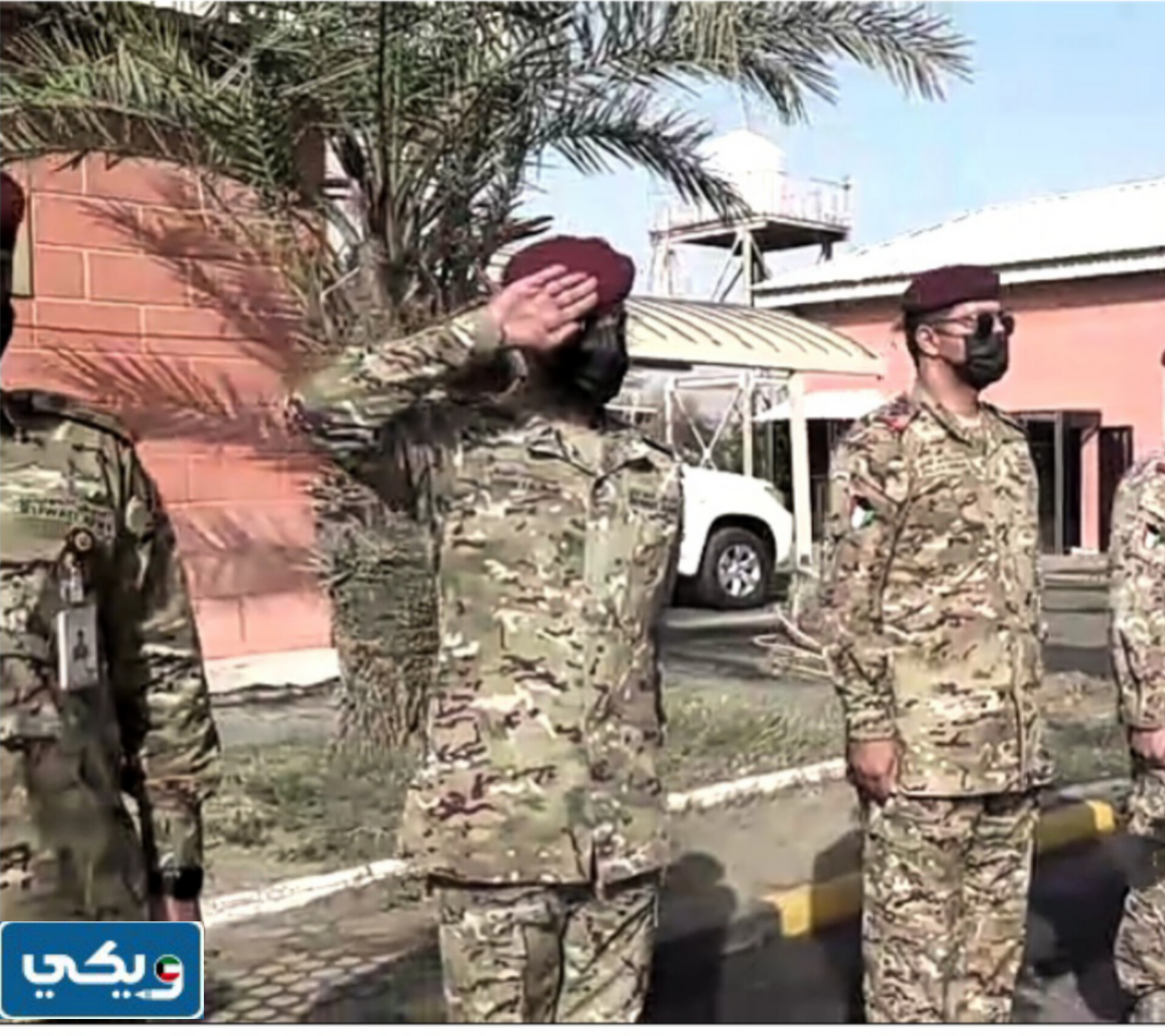 لبس الحرس الأميري الكويتي بالصور